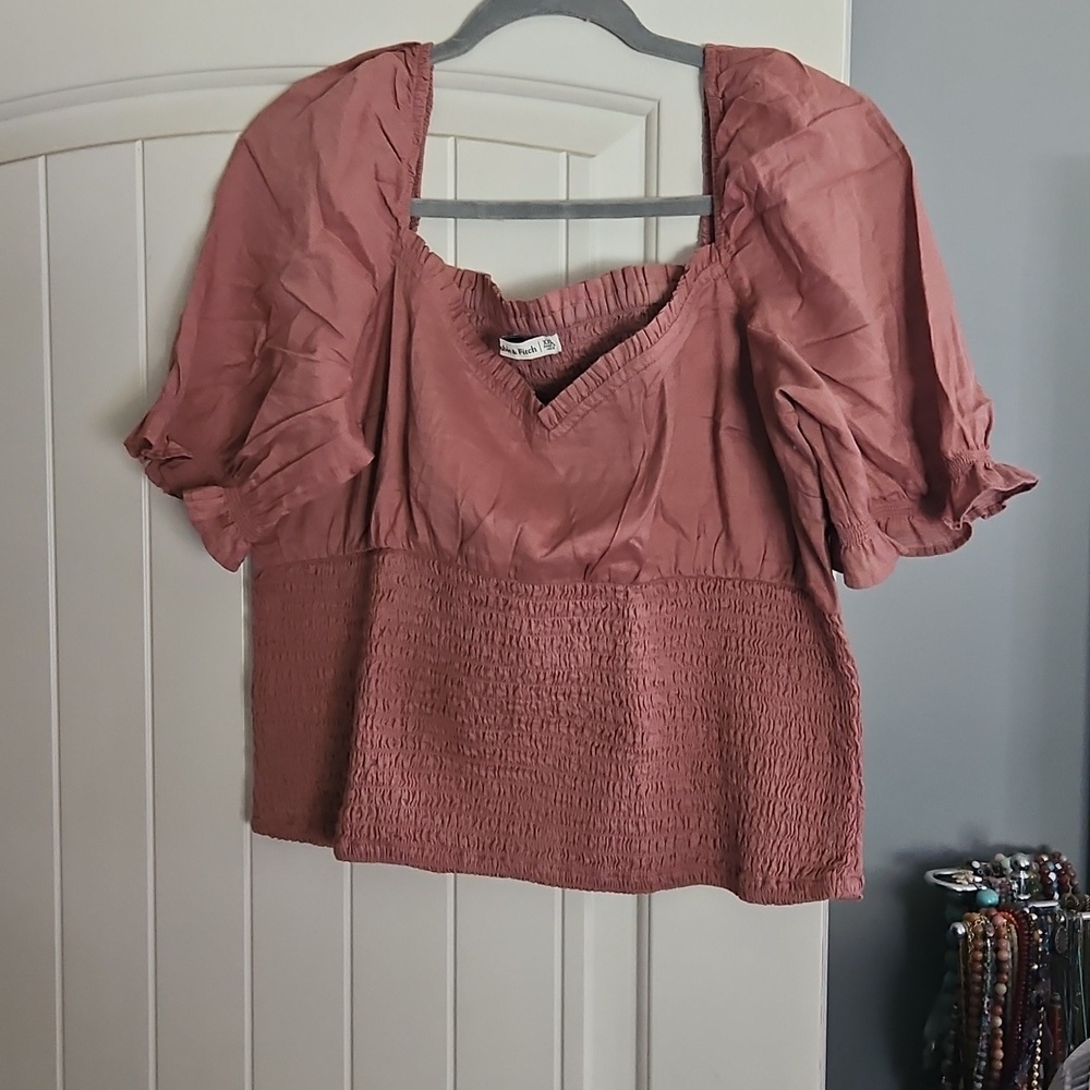 Abercrombie & Fitch Dusty Rose Puff Sleeve Crop Top